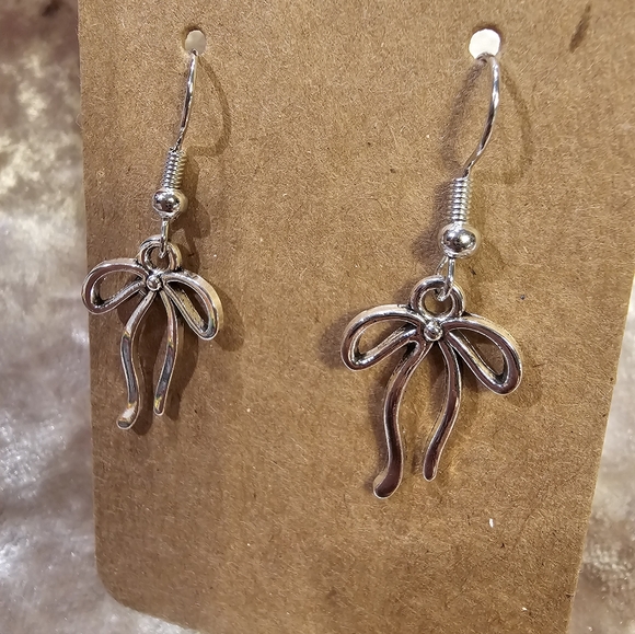 Elegant Silver Drop Earrings - Picture 5 of 6